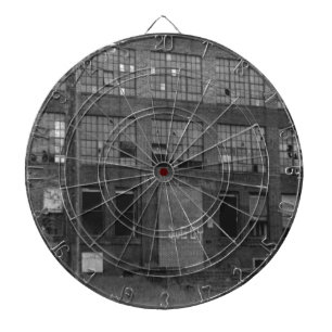 Cible De Fléchettes Bâtiment industriel abandonné