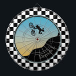 Cible De Fléchettes BMX Bicyclette À damiers<br><div class="desc">Personnalisez la Cible de flechettes BMX Bicycle Moto Cross À damiers avec votre nom ou votre texte. Idéal pour votre salle de jeux.</div>