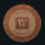 Cible De Fléchettes Brun ton cuir châtaigne marron<br><div class="desc">Le tableau de fléchettes Brun ton cuir châtaigne marron est un ajout classique à votre salle de jeux familiale,  vos activités et vos réunions. Personnalisez avec votre nom.
Ceci est un design graphique en simili-cuir.</div>