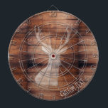Cible De Fléchettes Cerfs communs peints par jet personnalisable sur<br><div class="desc">Le bois rustique a modelé la cible avec la silhouette de tête de cerfs communs peinte par jet blanc et le texte personnalisable.</div>