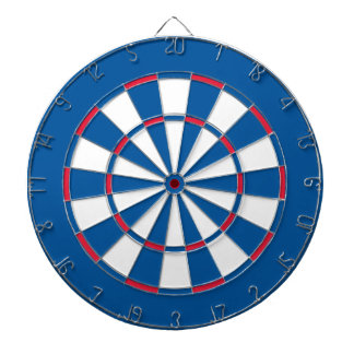 Cible de flechettes colorée dans des couleurs de