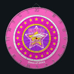 Cible De Fléchettes Cool Super Grad Rose - Personnaliser l'année de gr<br><div class="desc">Saluez votre fête de remise de diplômes avec ce super et amusant tableau de fléchettes super-héros ! Customiser facilement l'année de graduation. Plus de produits assortis avec ce thème sont disponibles dans mon magasin!</div>