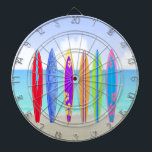 Cible de flechettes de plage de planches de surf<br><div class="desc">Les planches de surf échouent des caractéristiques de Cible de flechettes un arrière - plan de plage avec le sable, l'océan et le ciel, 6 planches de surf coloré décorées. Cadeau parfait pour le surfer dans votre vie. Inclut 6 dards en laiton (3 vols de dard de drapeau américain et...</div>