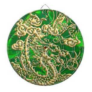 Cible De Fléchettes Dragon en or embouti sur satin vert