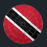Cible De Fléchettes Drapeau de Trinité-et-Tobago<br><div class="desc">Drapeau national de Trinité-et-Tobago Le drapeau de Trinité-et-Tobago est un drapeau tricolore avec une bande en diagonale noire et blanche contre un arrière - plan rouge. Il a été adopté en 1962, et a un ratio 2:3. Il y a beaucoup d'autres produits avec Trinidad and Tobago designs dans The Flag...</div>