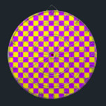 Cible De Fléchettes Jaune violet de néon À damiers damier Vintage<br><div class="desc">Tableau de contrôle vintage Neon Purple et Jaune À damiers</div>
