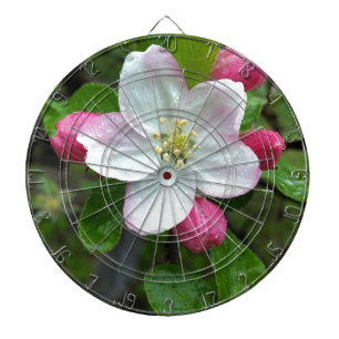 Cible De Fléchettes La pluie tombe sur une petite fleur