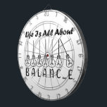 Cible De Fléchettes La vie, c'est l'équilibre de l'inspiration de moti<br><div class="desc">typographie de script de brosse de cool La vie est tout à propos d'équilibre,  équilibre,  script de brosse,  ampoule,  cursive,  citation de vie,  ampoules,  pendule,  dicton de vie,  écriture de script,  lampe incandescente,  devis de balance,  billes de balance,  typographie de script</div>