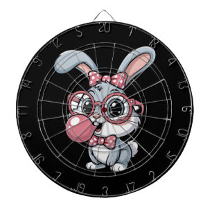 Cible De Fléchettes Lapin mignon avec des lunettes qui souffle du chew