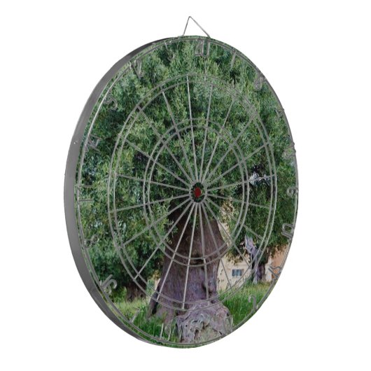 Cible De Fléchettes L'arbre de pensée à Pugia (Devant gauche)