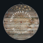 Cible De Fléchettes Maison de plage de la famille de bois rustique per<br><div class="desc">Créez facilement votre propre tableau de bord familial personnalisé avec notre arrière - plan en bois imprimé rustique avec des lampes à cordes design. Parfait pour votre maison de vacances ou pour les vacances afin que tous les membres de la famille puissent avoir un grand temps à lancer des fléchettes...</div>