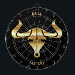 Cible De Fléchettes Marché haussier de Taureau d'or<br><div class="desc">La tête métallique de taureau de regard d'or avec des klaxons a placé sur le noir solide
Le marché haussier En texte majuscule coloré par or peut être personnalisé à votre nom ou message utilisant les modèles de produit</div>