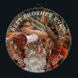 Cible De Fléchettes Meilleure photo de Brother Ever<br><div class="desc">Vous cherchez un cadeau pour votre frère ? Qu'en est-il d'un tableau de bord avec une photo et un message de votre préférence ? Qu'il s'agisse de sport, de technologie ou de quelque chose d'autre, il peut être difficile de trouver le cadeau parfait. Une grande option qui lui fera se...</div>