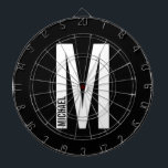 Cible De Fléchettes Monogramme et nom personnalisés modernes<br><div class="desc">Conception moderne Monogramme avec lettre monogramme personnalisée "M" et nom dans le style moderne sans serif police style.

Un cadeau parfait pour lui,  un cadeau de fête des pères et plus encore.</div>