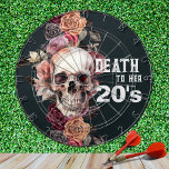 Cible De Fléchettes "Mort à sa vingtaine" - 30ème anniversaire fleuri<br><div class="desc">R.I.P. à la décennie de décadence! Cet élégant tableau floral fait le cadeau idéal pour un 30ème anniversaire, ou vous pouvez facilement customiser le texte pour une autre décennie comme un 40ème anniversaire ou un autre cadeau d'anniversaire. Doté d'un crâne gothique avec abricot pâle, de fleurs noires et bordeaux sur...</div>