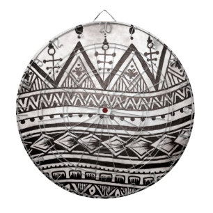 Cible De Fléchettes Motif géométrique de tatouage tribal noir et blanc
