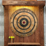 Cible De Fléchettes Nom de famille personnalisé Tableau noir rustique<br><div class="desc">Un tableau de bord est un jeu récréatif et compétitif populaire qui fournit des heures de plaisir pour les joueurs de tous âges et de tous niveaux de compétence. Généralement faits de fibres sisales, de liège ou de composants électroniques, les tableaux de bord sont conçus pour résister à l'impact des...</div>