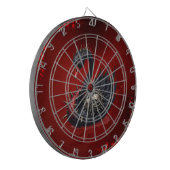 Cible De Fléchettes Not Your Average Swan – Spikes, Skulls & Sass.  (Devant gauche)