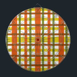 Cible De Fléchettes Rétro plaid de jaune les années 70 orange<br><div class="desc">Cette conception 70s-inspired géniale et originale est faite pour ressembler au plaid vintage super des années 1970 ou de fin des années 1960 aux nuances de l'orange, du jaune d'or, du vert de mousse et de rouge-brun sur le blanc. Le motif checkered sans couture est légèrement affligé ainsi il regarde...</div>