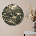 Cible De Fléchettes Scène botanique d'un cygne blanc dans une rivière<br><div class="desc">Tableau vintage d'une scène botanique avec cygne blanc nageant dans une rivière dans la forêt entourée de fleurs blanches exotiques</div>