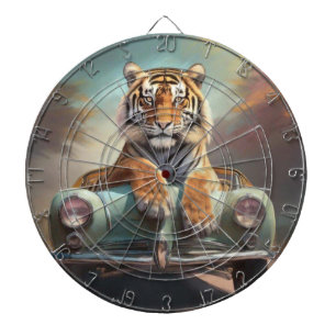 Cible De Fléchettes Tigre assis sur une voiture de sport