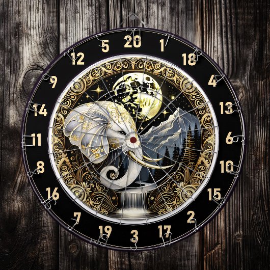 Cible De Fléchettes Un Éléphant Blanc Se Trouve Sous La Lune D'Or