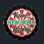 Cible De Fléchettes Votre nom NEW YORK Pizzeria Style Vintage NY Pride<br><div class="desc">Votre nom NEW YORK Pizzeria Style Vintage NY Pride Cible de flechettes. Parfait pour tous ceux qui aiment NYC et Pizza! Personnalisez-vous pour votre propre nom !</div>