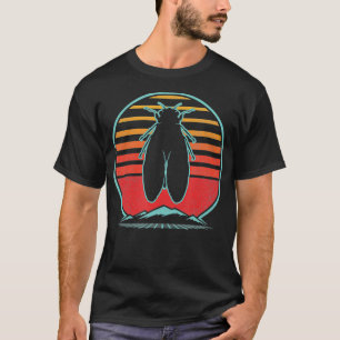 Cicada Retro 80s Style Gift T-shirt
