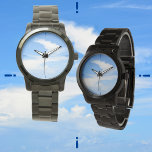 Ciel bleu scintillant Nuage blanc Photographie<br><div class="desc">Un ciel bleu vif avec un tourbillon de nuages blancs est un rappel opportun que le ciel est la limite sur cette montre photographique unique bleu et blanc. Cette image est une photographie originale du ciel par JLW_PHOTOGRAPHY.</div>