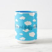 ciel de nuages bleus et blancs moelleux - mug (Centre)