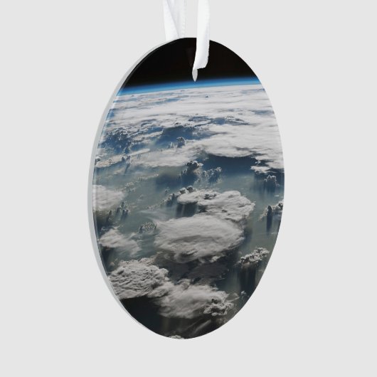 Ciel orageux au-dessus de l'Amazonie (devant)