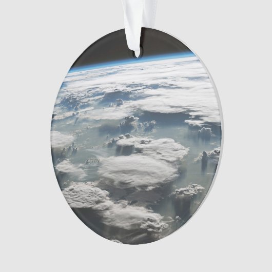 Ciel orageux au-dessus de l'Amazonie (devant)