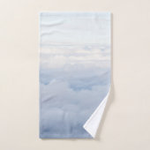 Ciel pastel et rêve de nuages duveteux 1 (Serviette à main)