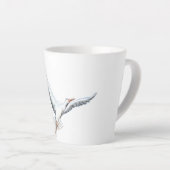 cigogne blanche volante Petite mug en latte (Angle droit)
