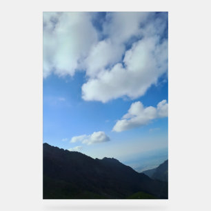 Cimes des Carpates sous un ciel bleu – Photographi