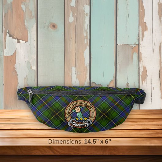Cimier du clan MacInnes sur tartan