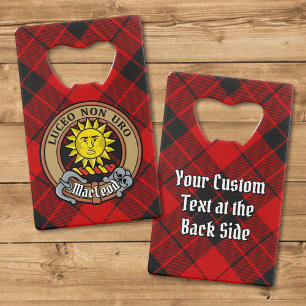 Cimier du clan MacLeod de Raasay sur tartan