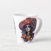 Cinco de Mayo Fiesta Squad Sugar Skull Latte Mug (Angle droit)