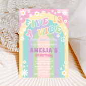Cinq est une invitation à l'anniversaire de vibe