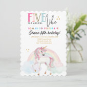 Cinq est une invitation d'anniversaire Licorne Arc (Debout devant)