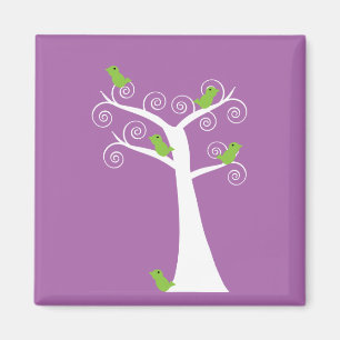 Cinq oiseaux verts dans un arbre Magnet