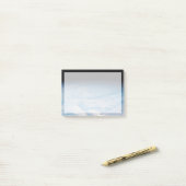 Circulaire wolkvorming boven de Stille Zuidzee. Post-it® Notes (Op bureau)