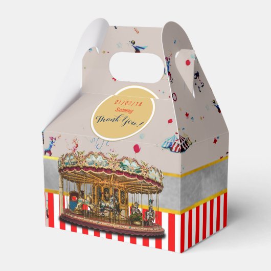 CIRCUS Gable Boxes  Carrousel, gepersonaliseerd Bedankdoosjes (Voorkant Zijde)
