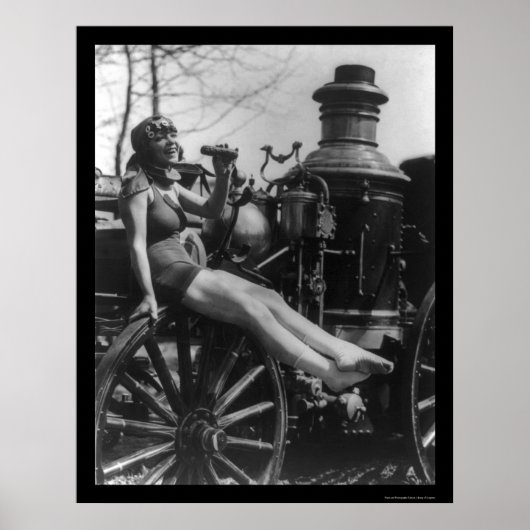 Circus Lady Sitting on a Fire Engine 1924 Poster (Voorkant)