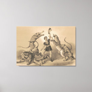 Circus performer staande tussen gemene dieren canvas afdruk