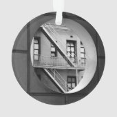 Cirkel met brandopeningen ornament (achterkant)