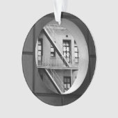 Cirkel met brandopeningen ornament (voorkant)