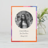 Cirkelfoto Kleurrijke rand Modern Afstuderen Aankondiging (Staand voorkant)