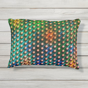 Cirkels tekenen die eruitzien als bollen of gaten buitenkussen