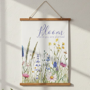 Citaat over wilde bloemen in bloei – inspirerend w hangend wandkleed